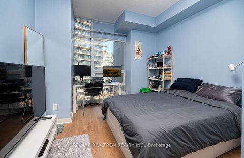 Photo 17 at 1008 - 15 Bruyeres Mews, Niagara, Toronto