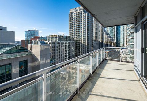 Photo 21 at 1008 - 15 Bruyeres Mews, Niagara, Toronto