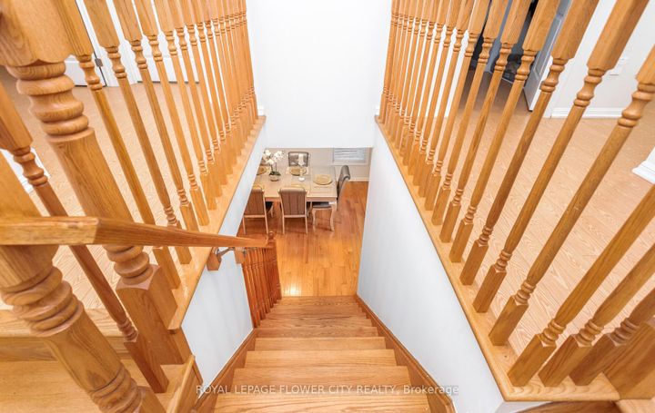 Photo 16 at 47 Haverty Trail, Northwest Brampton, Brampton