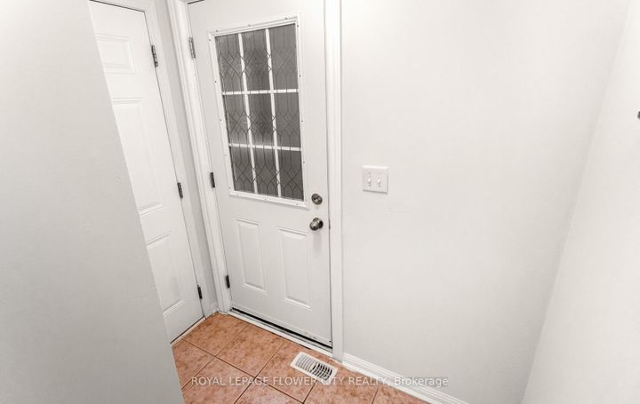 Photo 22 at 47 Haverty Trail, Northwest Brampton, Brampton