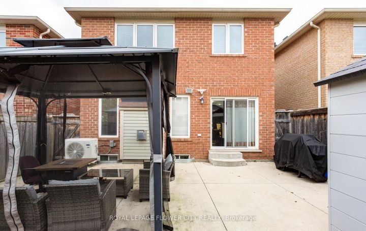 Photo 32 at 47 Haverty Trail, Northwest Brampton, Brampton