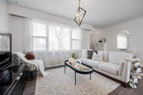 Photo 6 at 4075A Lawrence Avenue E, West Hill, Toronto