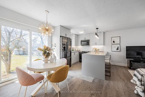 Photo 12 at 4075A Lawrence Avenue E, West Hill, Toronto