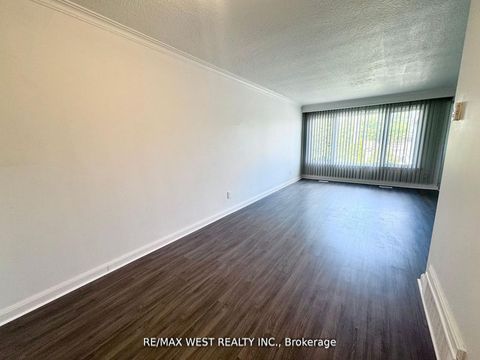 Photo 3 at 25 Bimini Crescent, Black Creek, Toronto