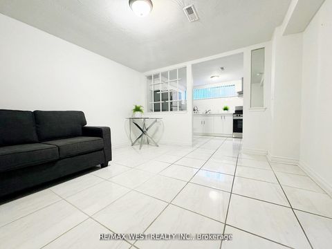 Photo 9 at 25 Bimini Crescent, Black Creek, Toronto