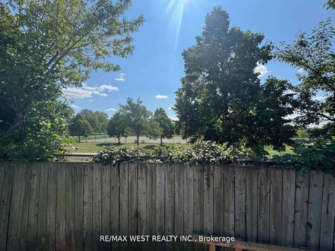 Photo 15 at 25 Bimini Crescent, Black Creek, Toronto