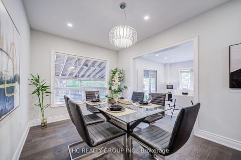 Photo 4 at 483 Menczel Crescent, Summerhill Estates, Newmarket