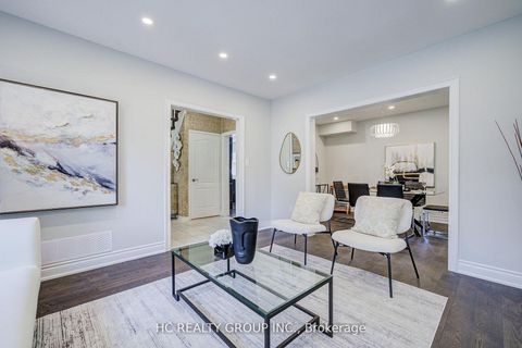 Photo 7 at 483 Menczel Crescent, Summerhill Estates, Newmarket