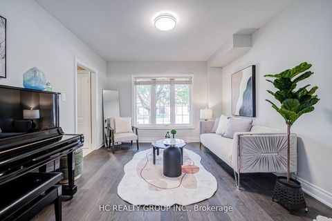 Photo 10 at 483 Menczel Crescent, Summerhill Estates, Newmarket