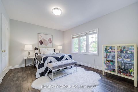 Photo 28 at 483 Menczel Crescent, Summerhill Estates, Newmarket