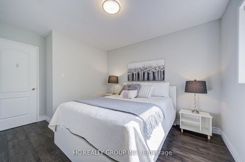 Photo 34 at 483 Menczel Crescent, Summerhill Estates, Newmarket