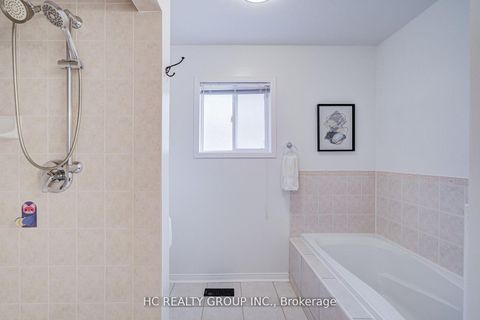 Photo 37 at 483 Menczel Crescent, Summerhill Estates, Newmarket