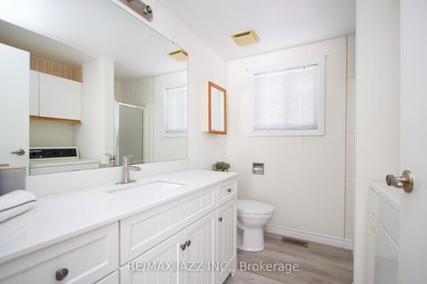 Photo 15 at 13 Steelhead Lane, Newcastle, Clarington