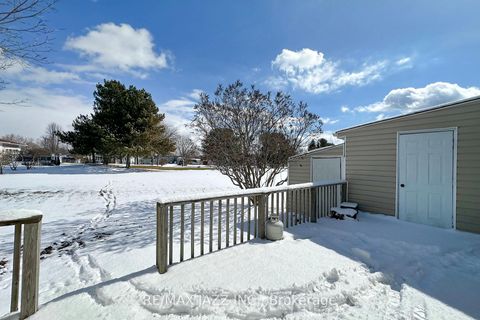 Photo 18 at 13 Steelhead Lane, Newcastle, Clarington