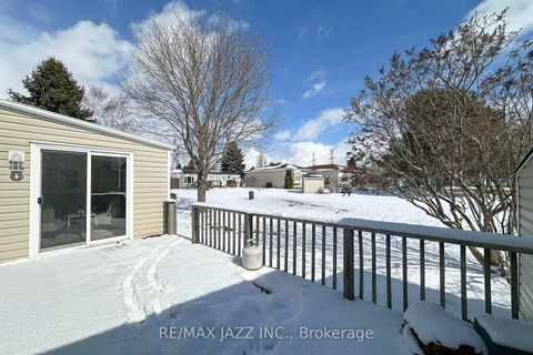 Photo 19 at 13 Steelhead Lane, Newcastle, Clarington