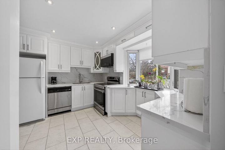 Photo 6 at 57 Tindale Road, Madoc, Brampton