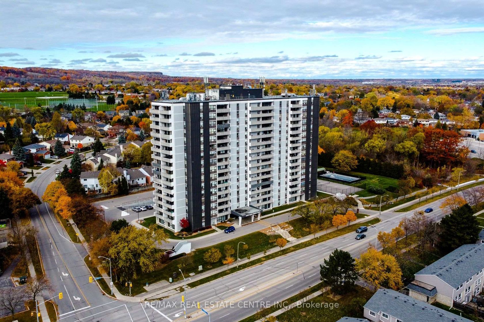 602 - 2055 Upper Middle Road, Brant Hills, Burlington 