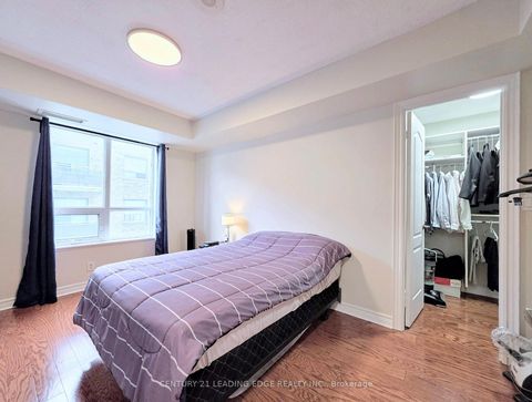 Photo 8 at 1012 - 212 Eglinton Avenue E, Mount Pleasant West, Toronto