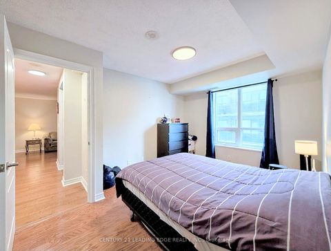 Photo 9 at 1012 - 212 Eglinton Avenue E, Mount Pleasant West, Toronto
