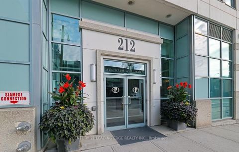 Photo 12 at 1012 - 212 Eglinton Avenue E, Mount Pleasant West, Toronto
