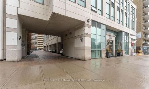 Photo 13 at 1012 - 212 Eglinton Avenue E, Mount Pleasant West, Toronto