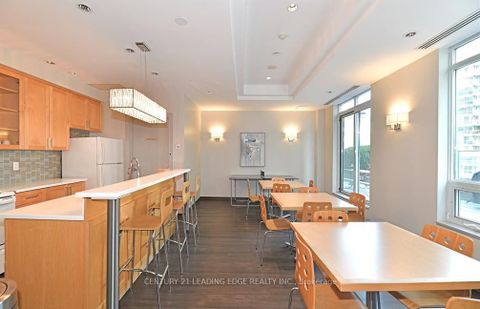 Photo 20 at 1012 - 212 Eglinton Avenue E, Mount Pleasant West, Toronto