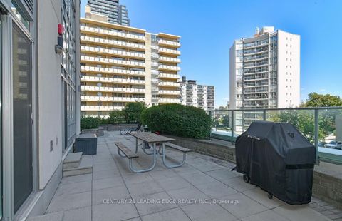 Photo 23 at 1012 - 212 Eglinton Avenue E, Mount Pleasant West, Toronto