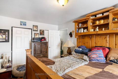 Photo 10 at 83 Daphne Crescent, Cundles East, Barrie