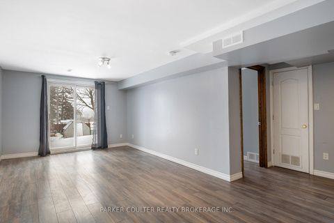 Photo 14 at 83 Daphne Crescent, Cundles East, Barrie