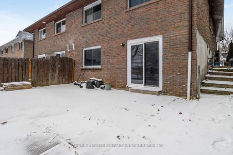 Photo 25 at 83 Daphne Crescent, Cundles East, Barrie