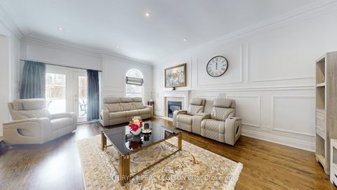 Photo 8 at 126 Old Surrey Lane, South Richvale, Richmond Hill