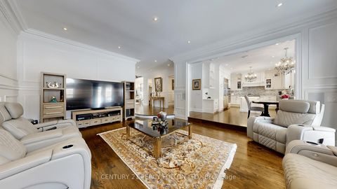 Photo 10 at 126 Old Surrey Lane, South Richvale, Richmond Hill