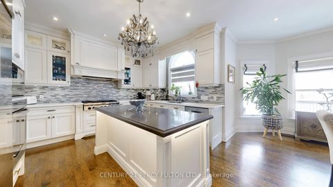 Photo 14 at 126 Old Surrey Lane, South Richvale, Richmond Hill