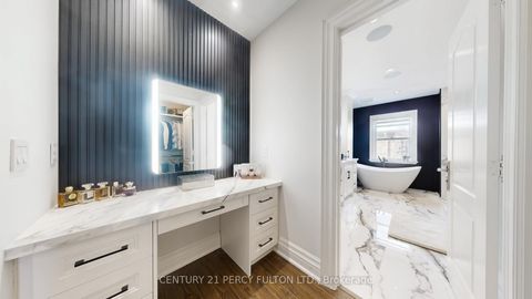 Photo 33 at 126 Old Surrey Lane, South Richvale, Richmond Hill