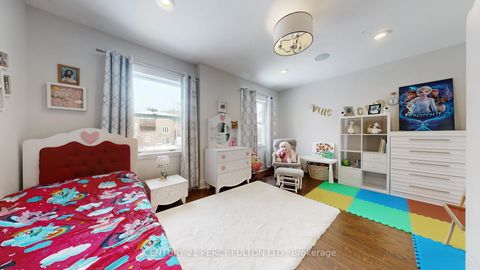 Photo 37 at 126 Old Surrey Lane, South Richvale, Richmond Hill