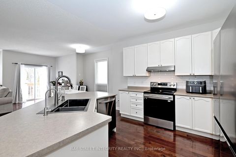 Photo 7 at 60 Darius Harns Drive, Brooklin, Whitby