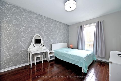 Photo 12 at 60 Darius Harns Drive, Brooklin, Whitby