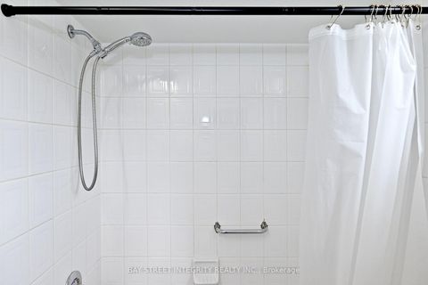 Photo 17 at 60 Darius Harns Drive, Brooklin, Whitby