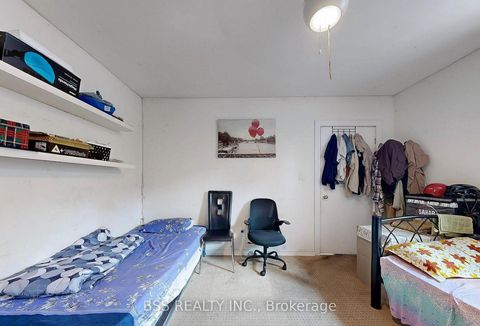 Photo 8 at 48 St Dunstan Drive, Oakridge, Toronto