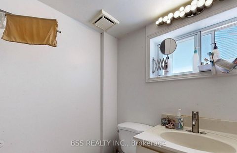 Photo 20 at 48 St Dunstan Drive, Oakridge, Toronto