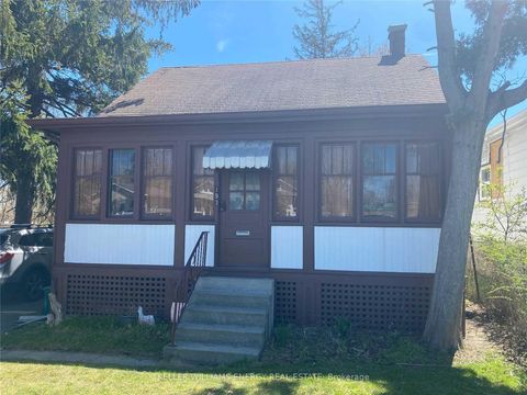 Photo 4 at 193 Bloor Street W, Lakeview, Oshawa