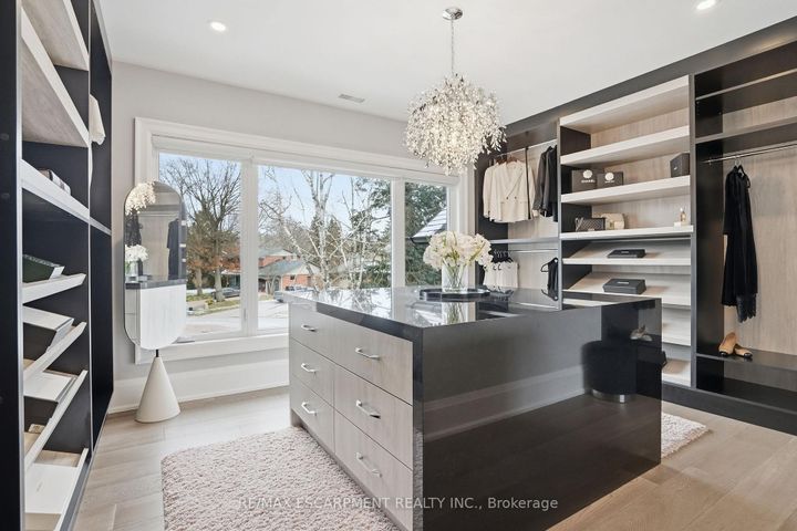 Photo 16 at 1489 Rogerswood Court, Lorne Park, Mississauga