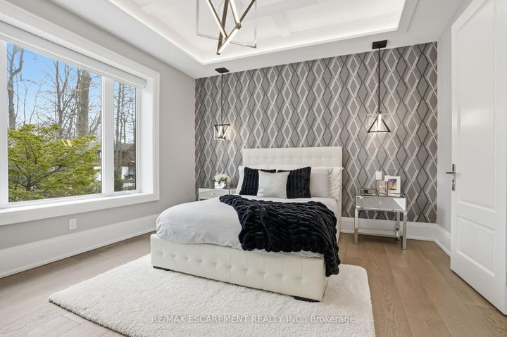 Photo 22 at 1489 Rogerswood Court, Lorne Park, Mississauga