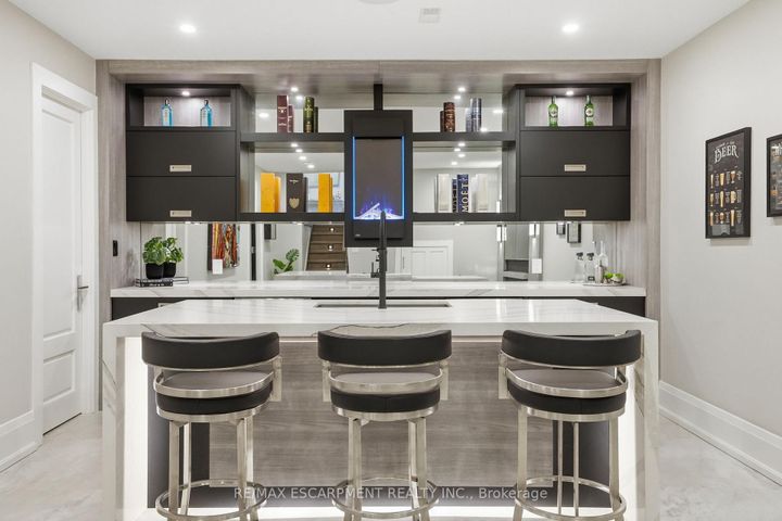 Photo 36 at 1489 Rogerswood Court, Lorne Park, Mississauga