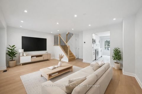 Photo 8 at 140 Orchard Heights Drive, Newcastle, Clarington