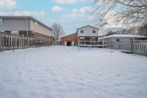 Photo 23 at 140 Orchard Heights Drive, Newcastle, Clarington