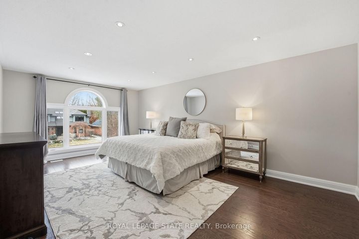 Photo 27 at 28 DEERVIEW Avenue, Ancaster, Hamilton