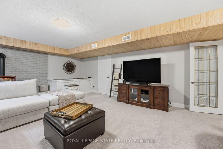 Photo 39 at 28 DEERVIEW Avenue, Ancaster, Hamilton