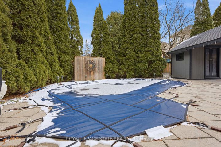 Photo 45 at 28 DEERVIEW Avenue, Ancaster, Hamilton