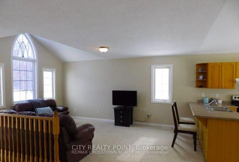 Photo 7 at 3964 Alcina Avenue, Alcona, Innisfil